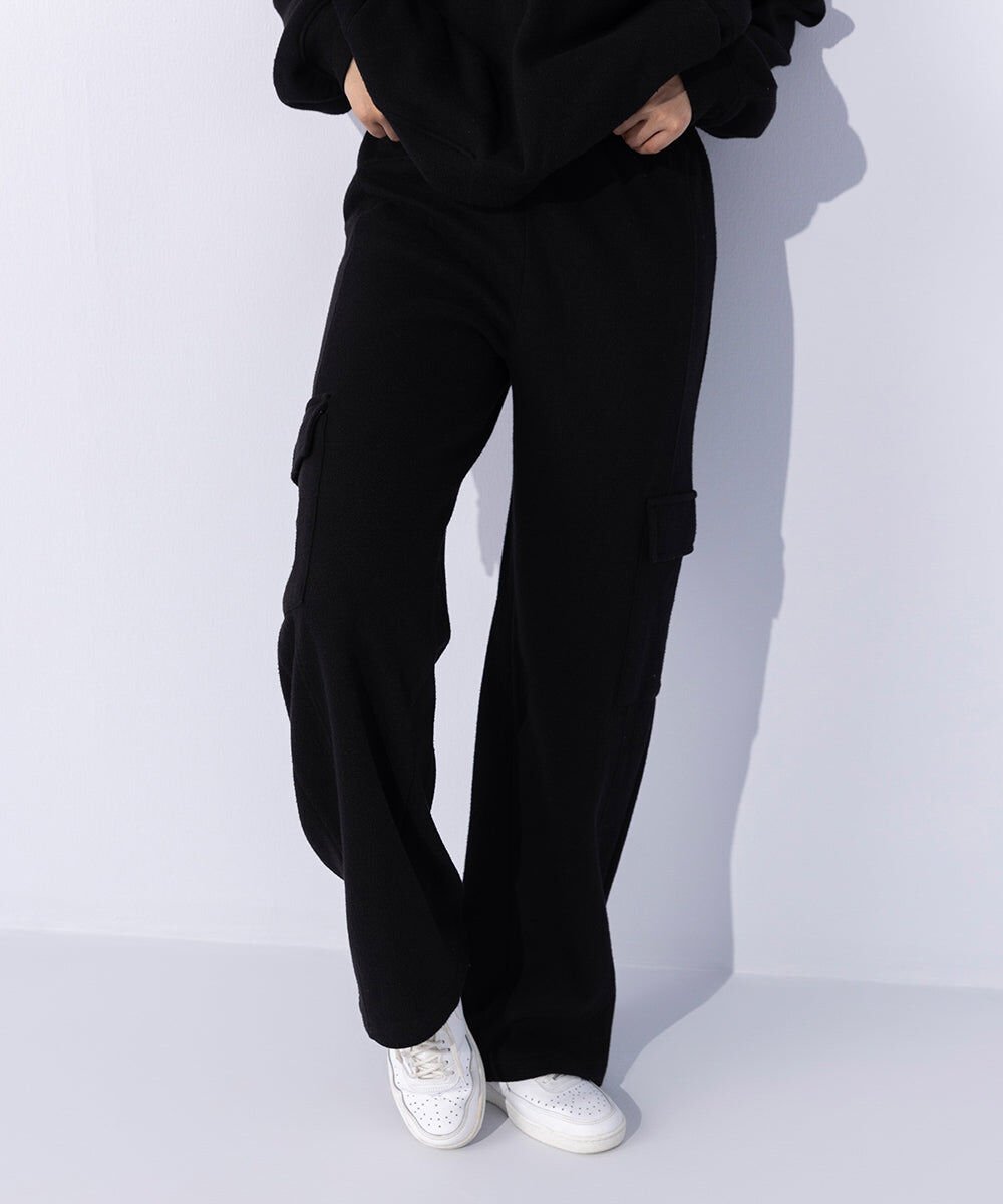 Woman - Black Raised Ribbed Cargo Joggers
