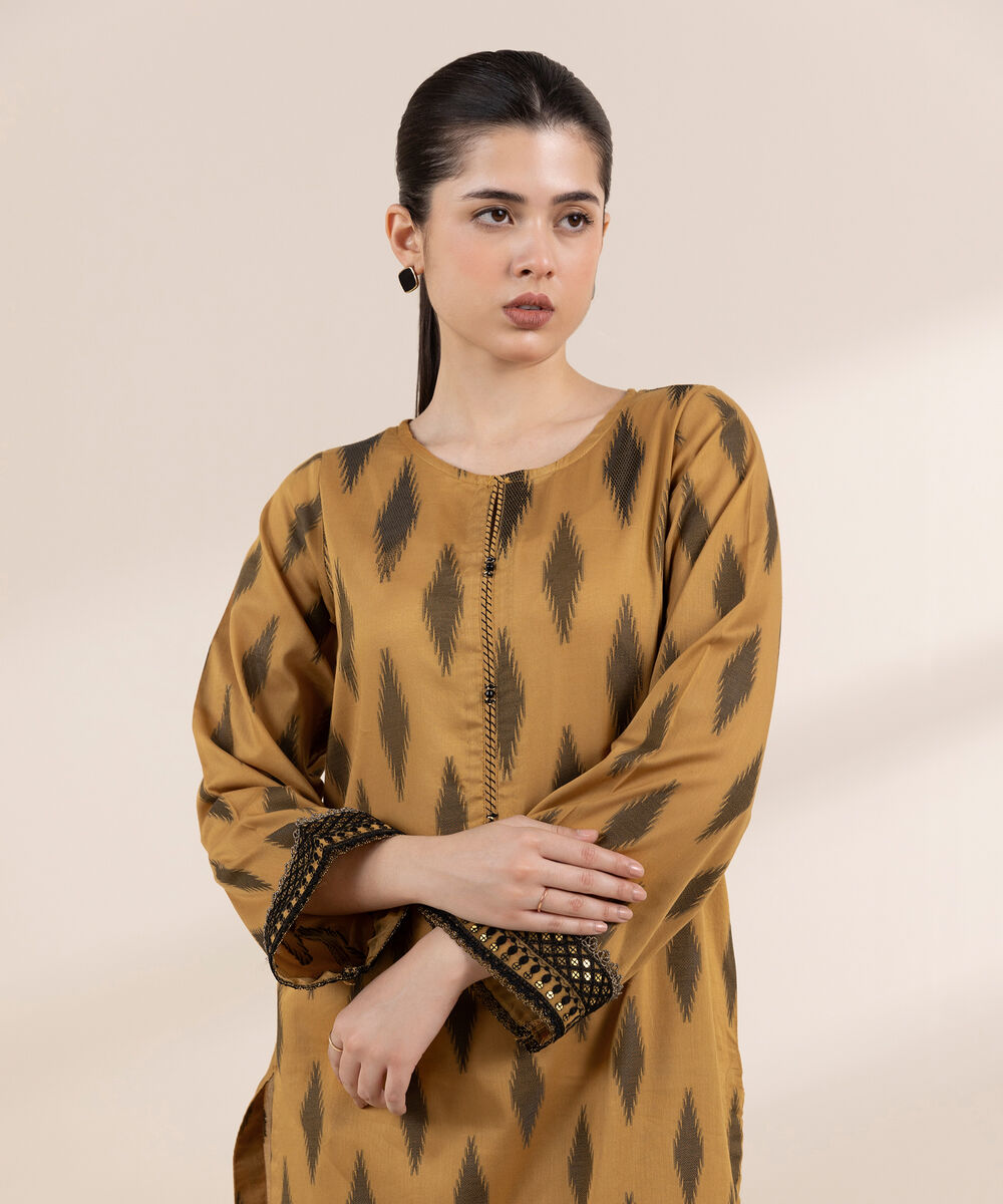 Women's RTW Extra Weft Jacquard Brown Embroidered A-Line Shirt