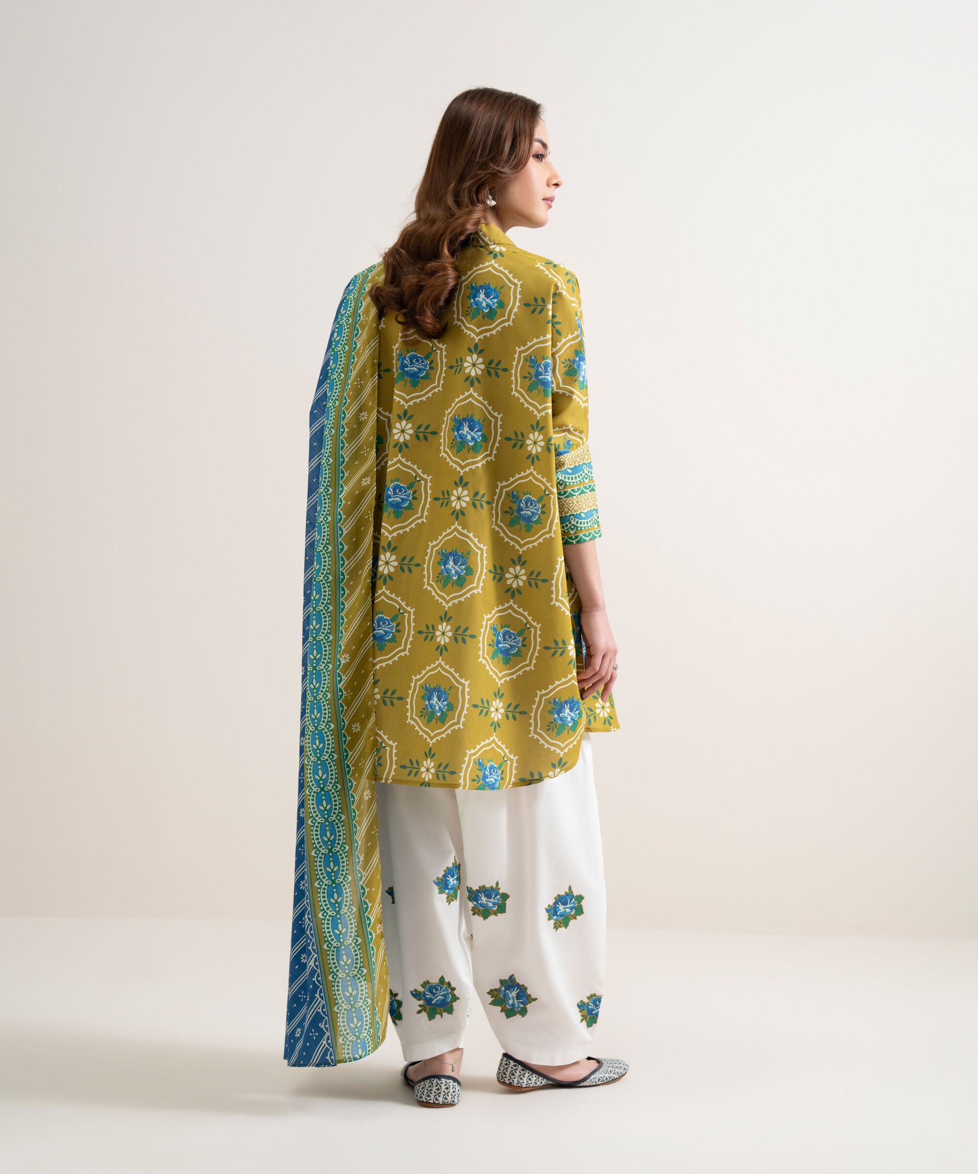 Unstitched 2 PC U2DDDS26V315