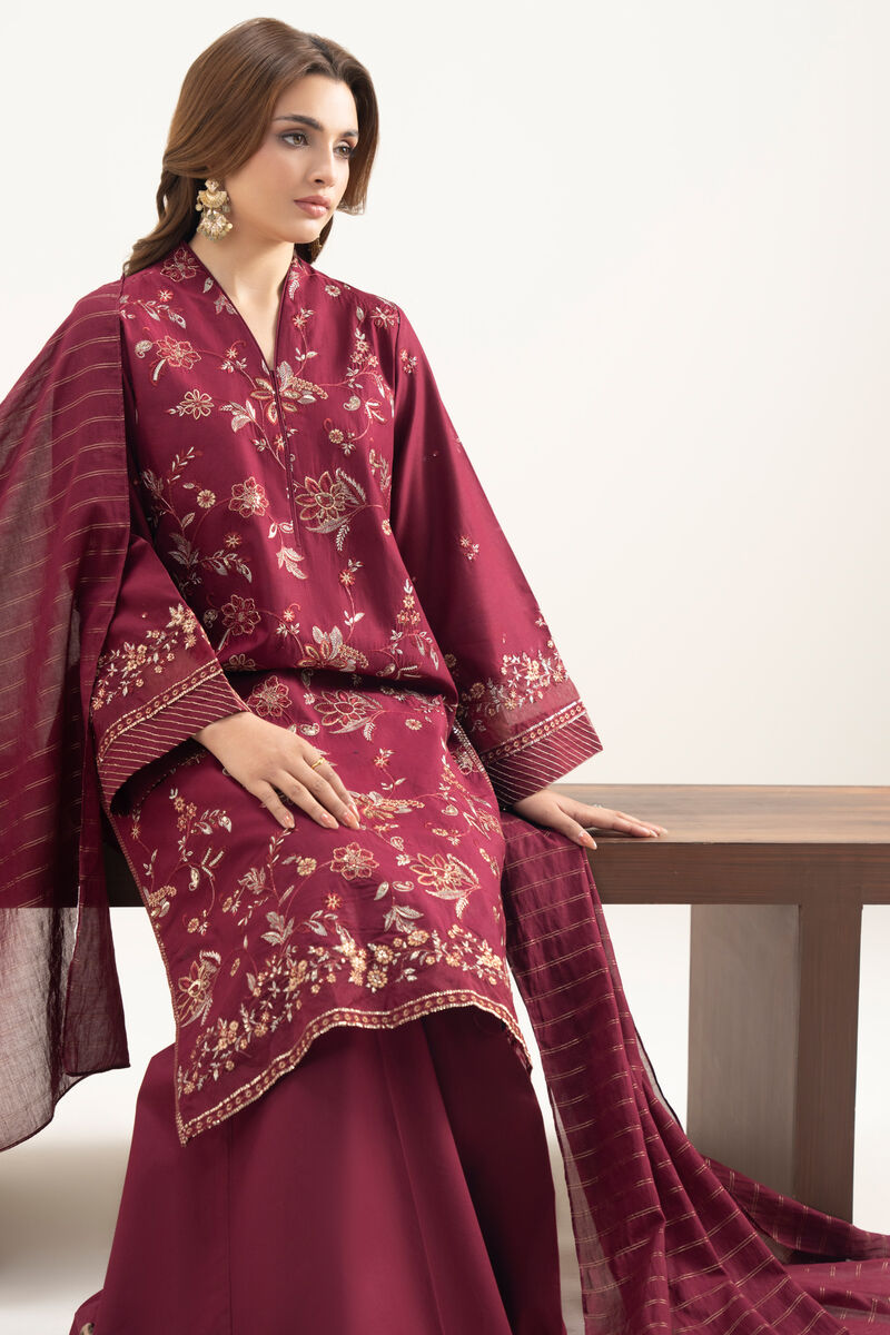 3 Piece - Embroidered Lawn Suit