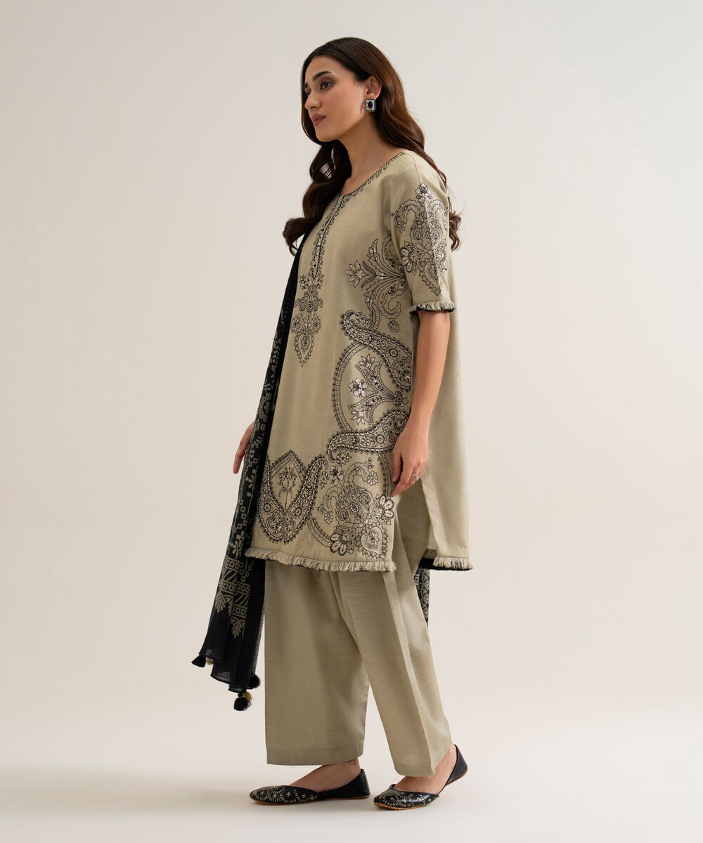 Womens Unstitched Light Khaddar Embroidered Black And Dull Brown 3 Piece Suit