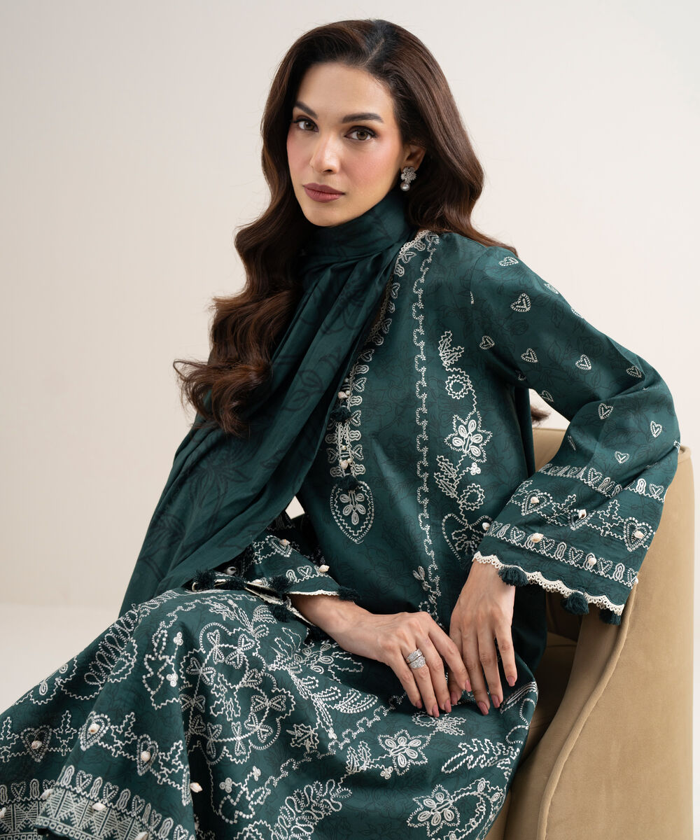 Women's Unstitched Lawn Embroidered Green 3 Piece Suit