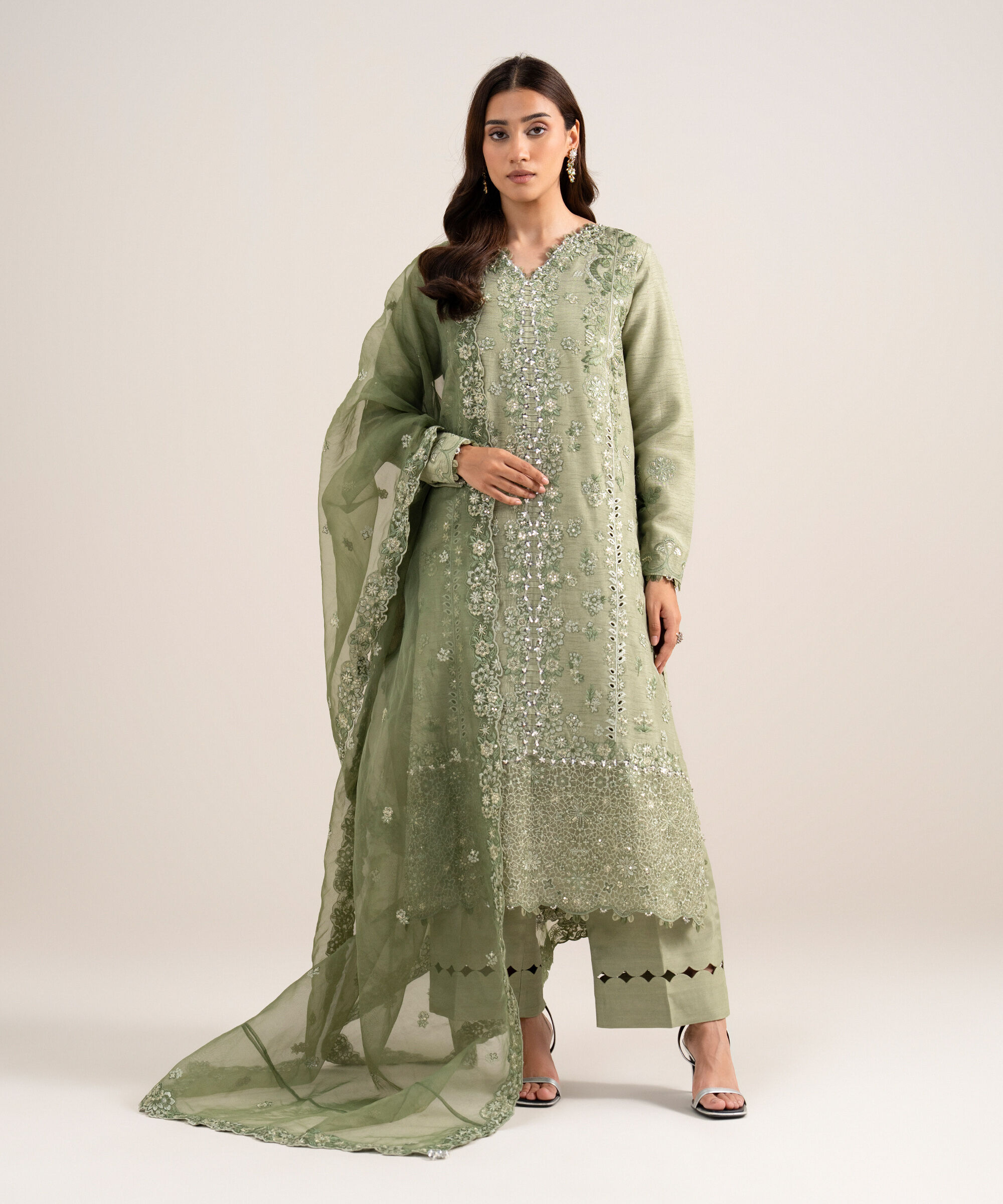 Retail Price: 14990/-PKR
