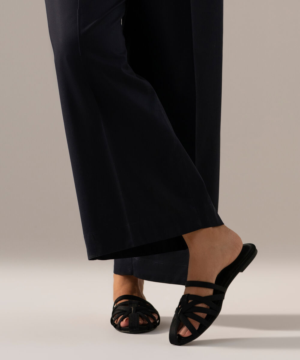 Women's RTW Cambric Solid Black Culotte