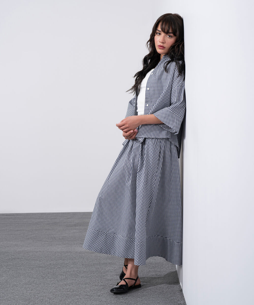 Women's Western White And Navy V-Neck Gingham Top