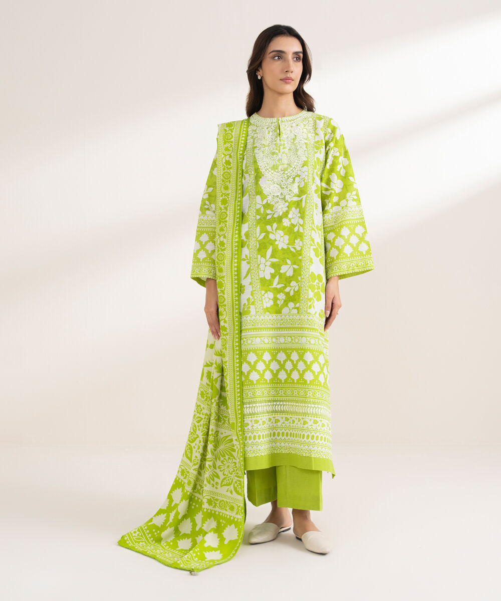 Women's RTW Khaddar Embroidered Green 3 Piece Suit