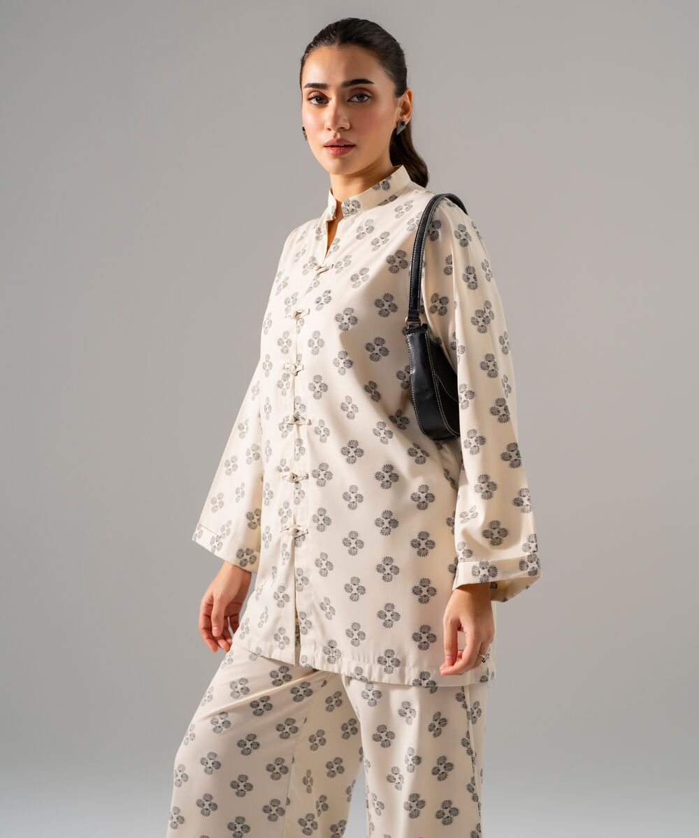 Women's RTW Poly Viscose Jacquard Solid White 2 Piece Suit