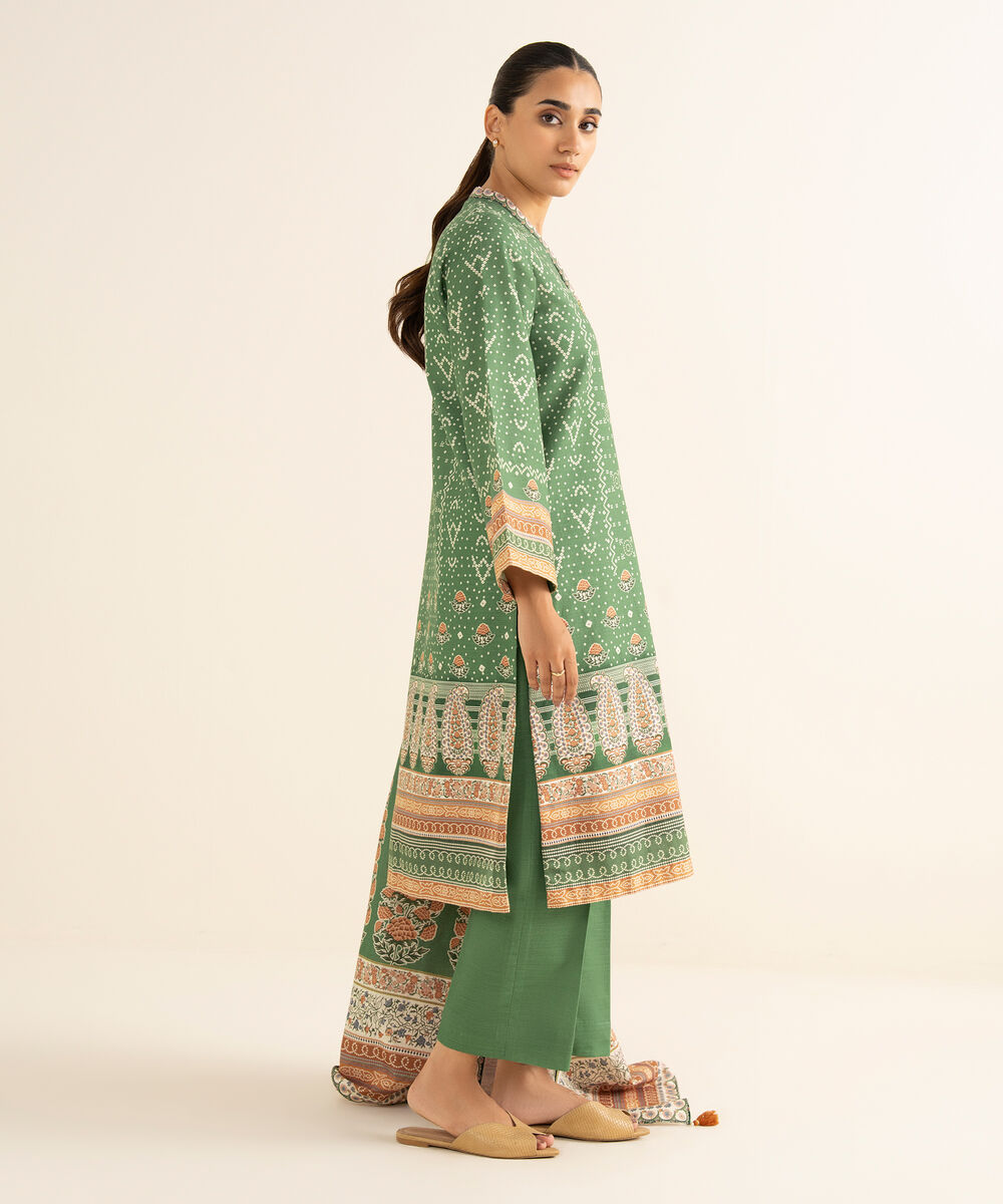 Women's Unstitched Khaddar Printed Green 3 Piece Suit