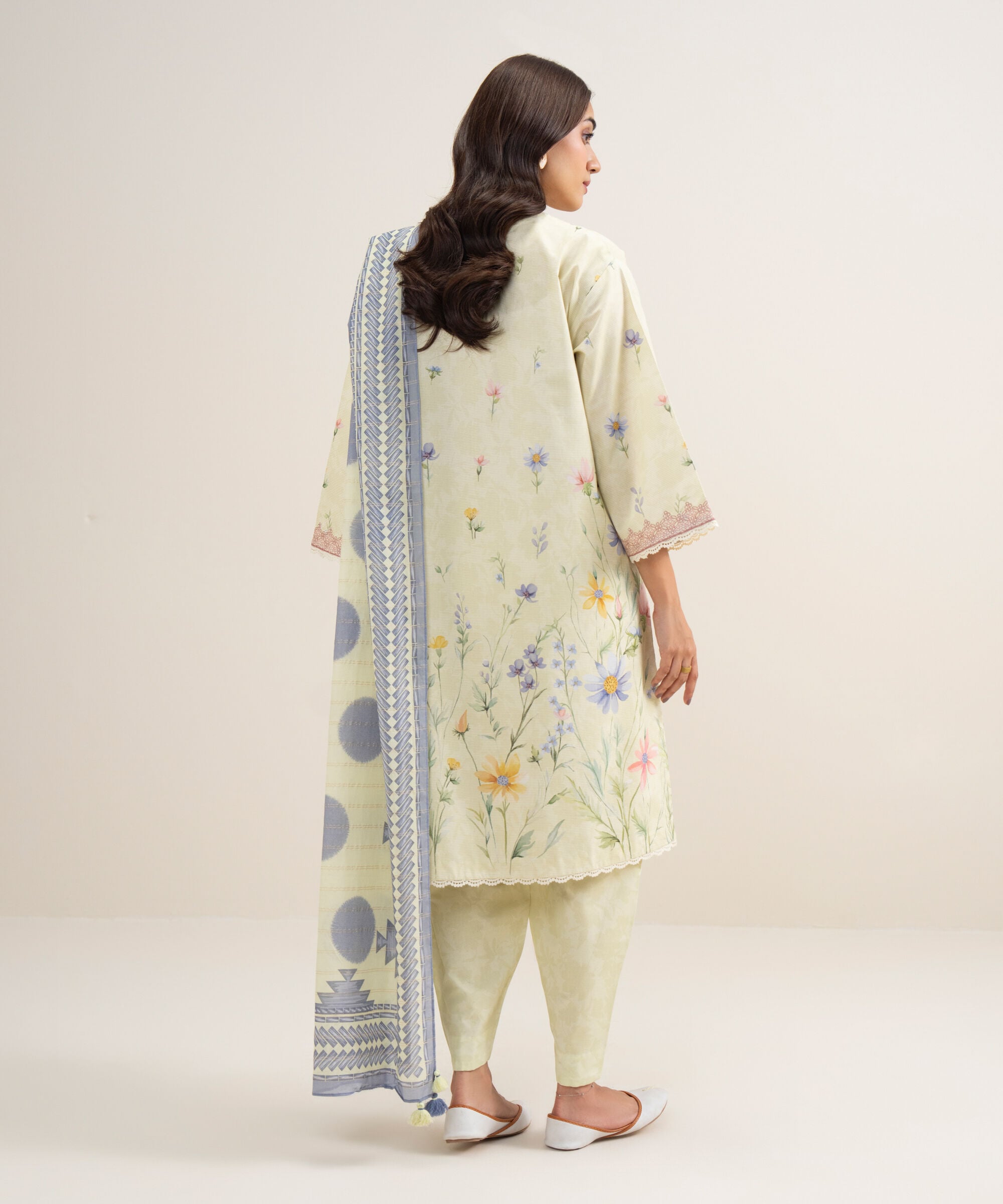 Unstitched 3 PC 3PEDYS26V633