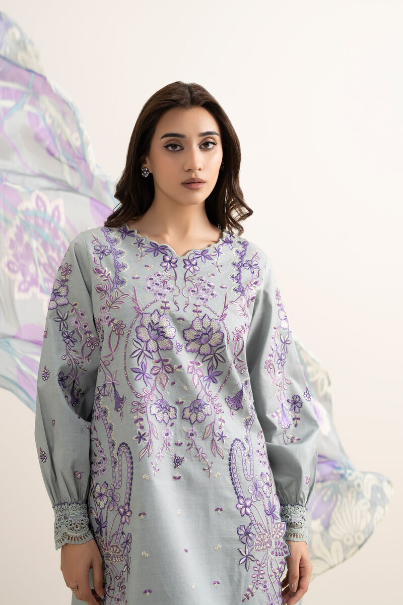 3 Piece - Embroidered Lawn Suit