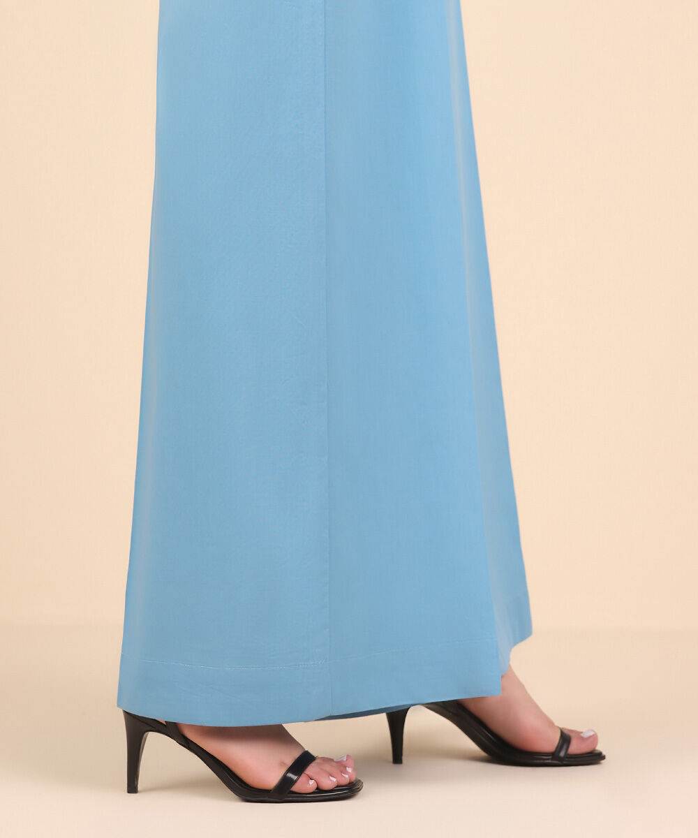 Women's Pret Cambric Blue Solid Flared Pants