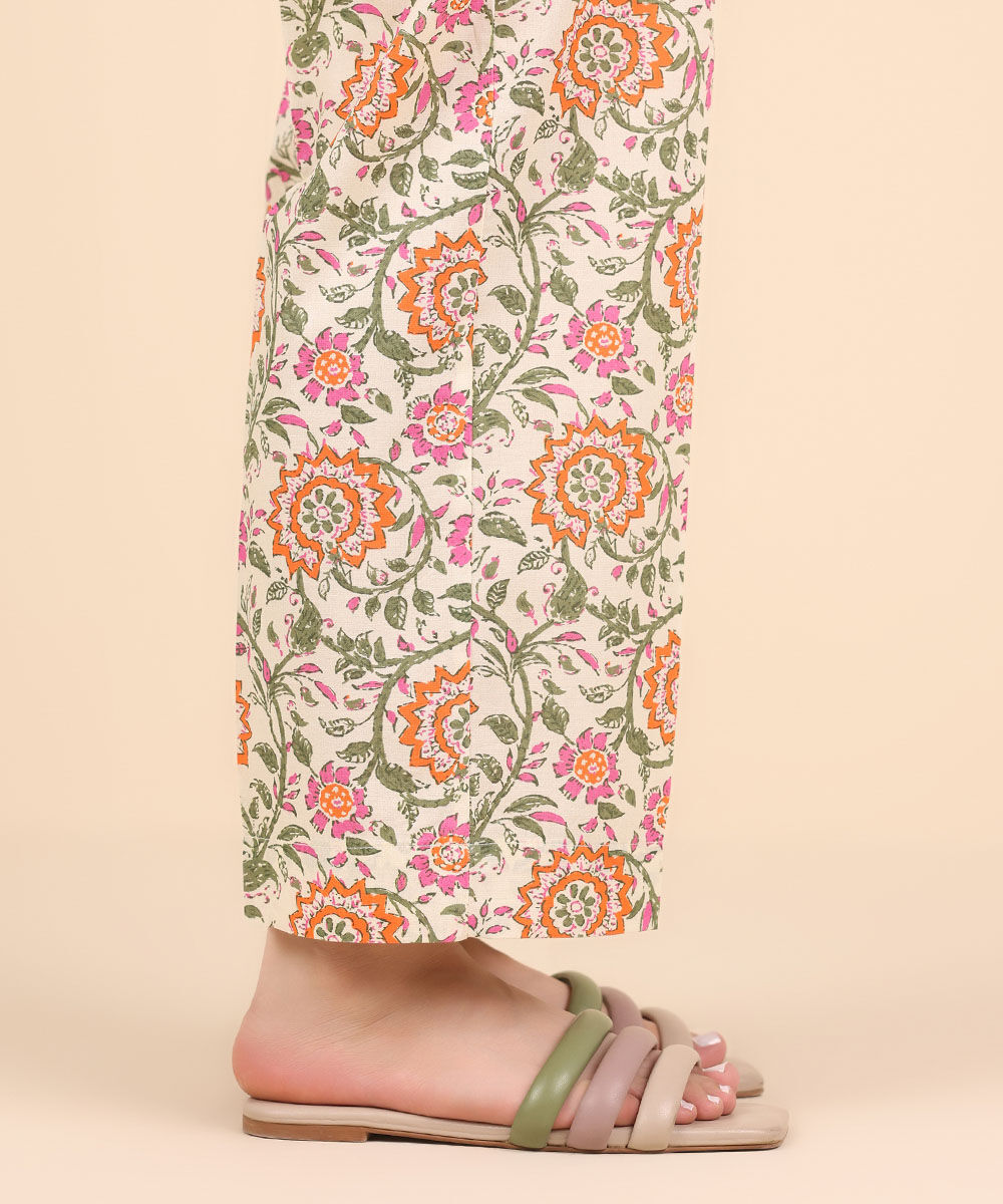 Women's Pret Cambric Multi Printed Straight Pants
