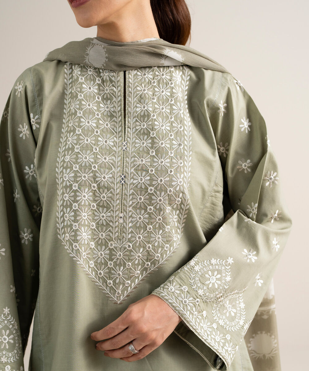 Women's Unstitched Lawn Embroidered Green 3 Piece Suit