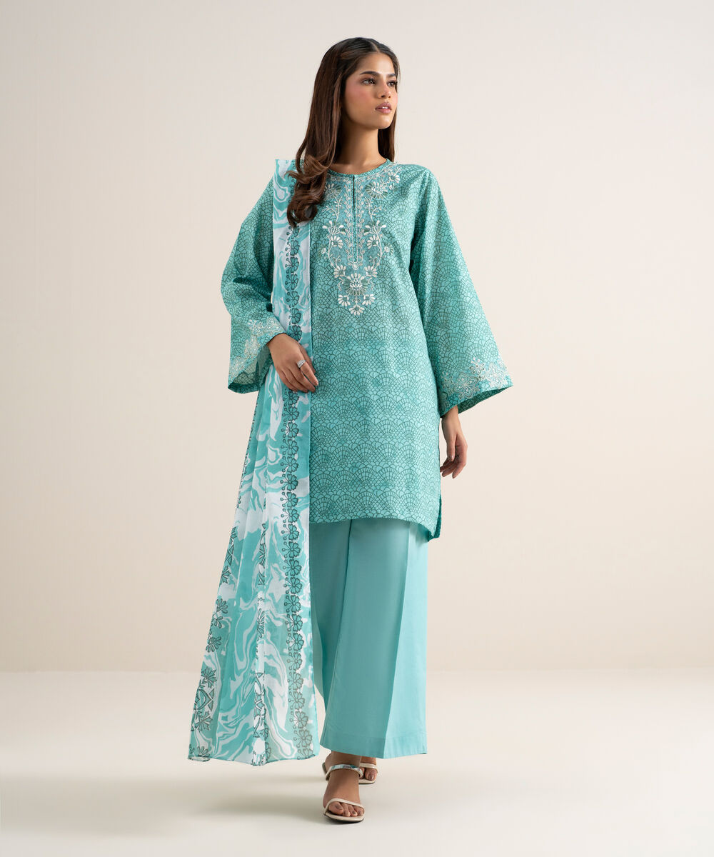 3 Piece - Embroidered Lawn Suit