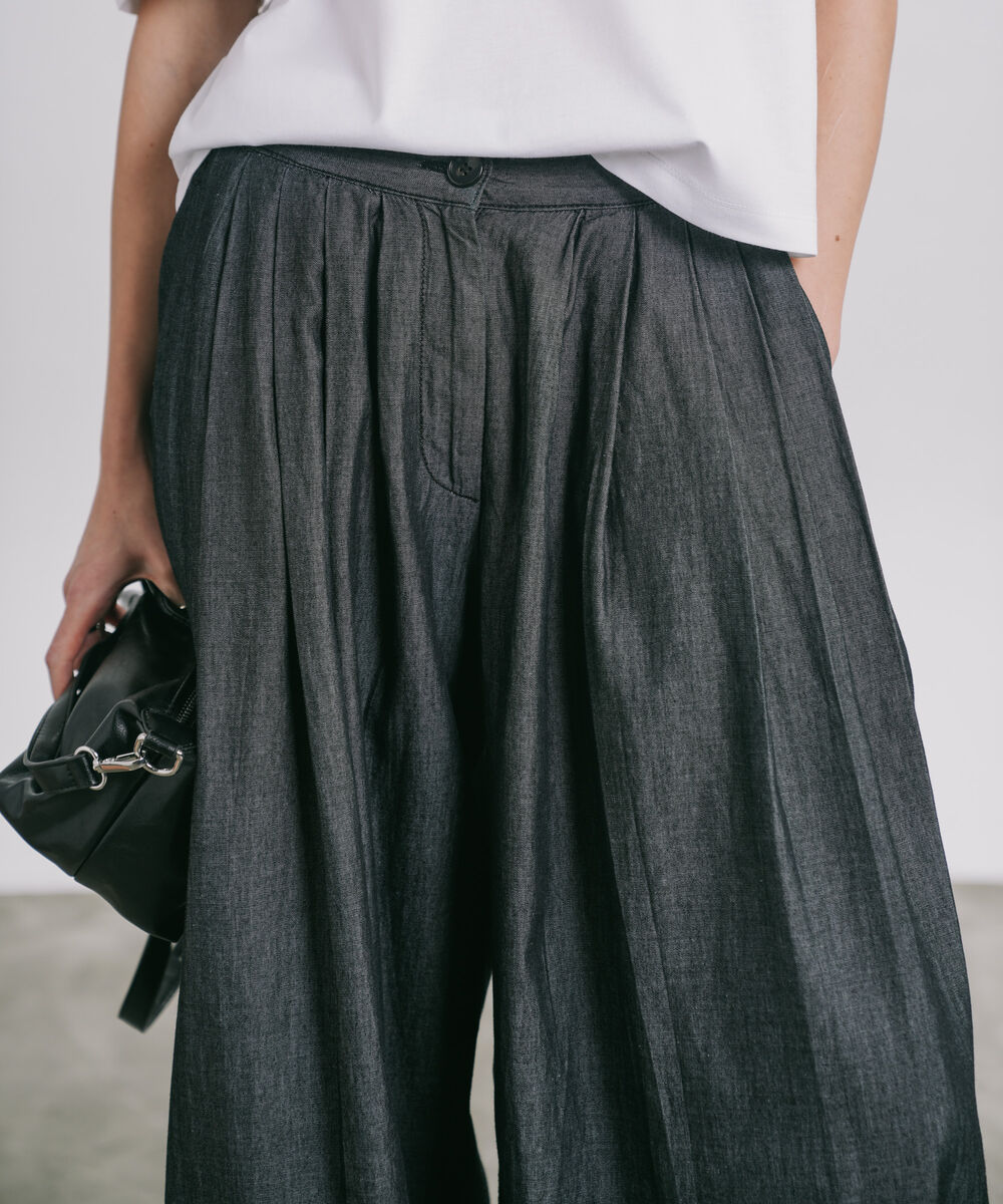 Women's Western Wear Black Wide-Leg Pleated Trouser