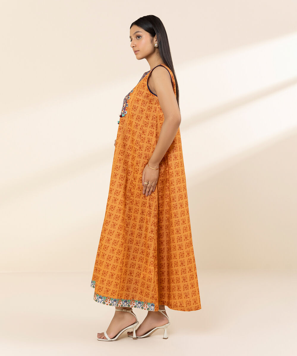 U3PEDY25V517 Unstitched 3 PC U3PEDY25V517