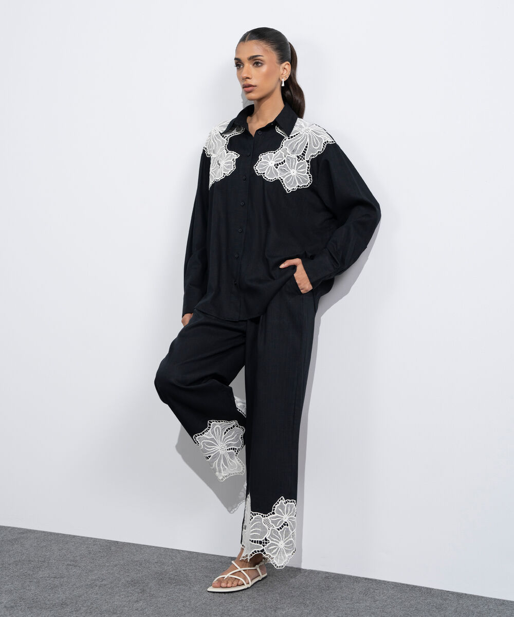 Women's Western Black Straight-Fit Embroidered Trouser