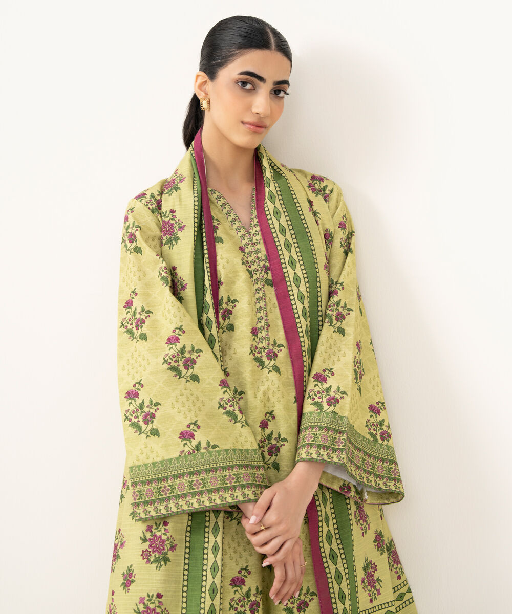 Women's Unstitched Printed Khaddar Multi 3 Piece Suit
