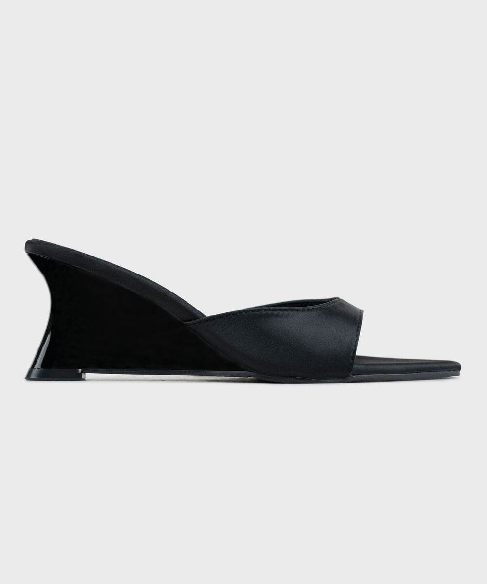 Women's Black Pointed Toe Wedge Heel