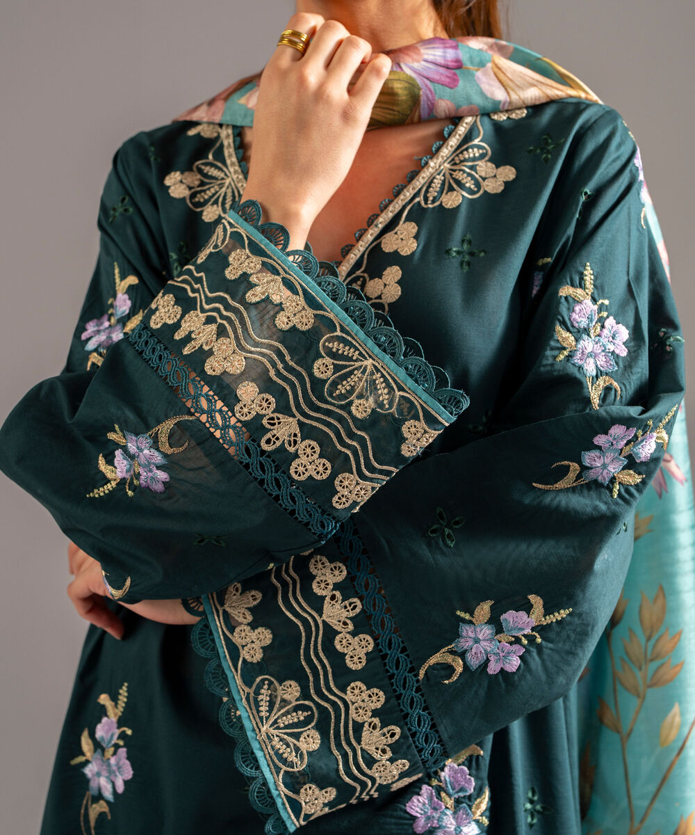 Women's RTW Slub Lawn Embroidered Dark Green 3 Piece Suit