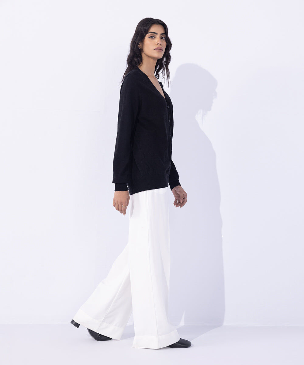 Woman - Black Light Weight Knit Cardigan