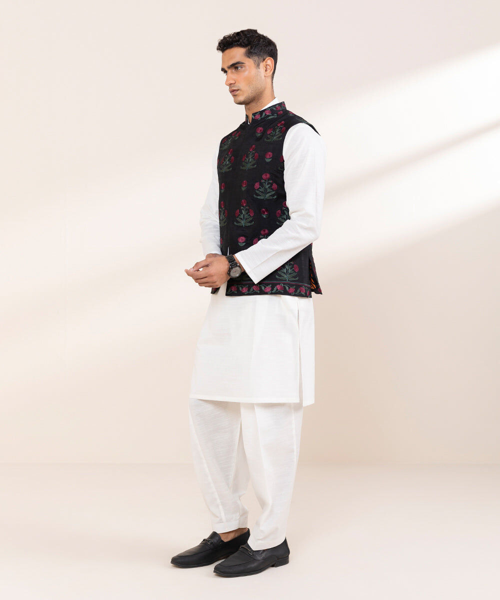Man - Black Embroidered Raw Silk Waistcoat