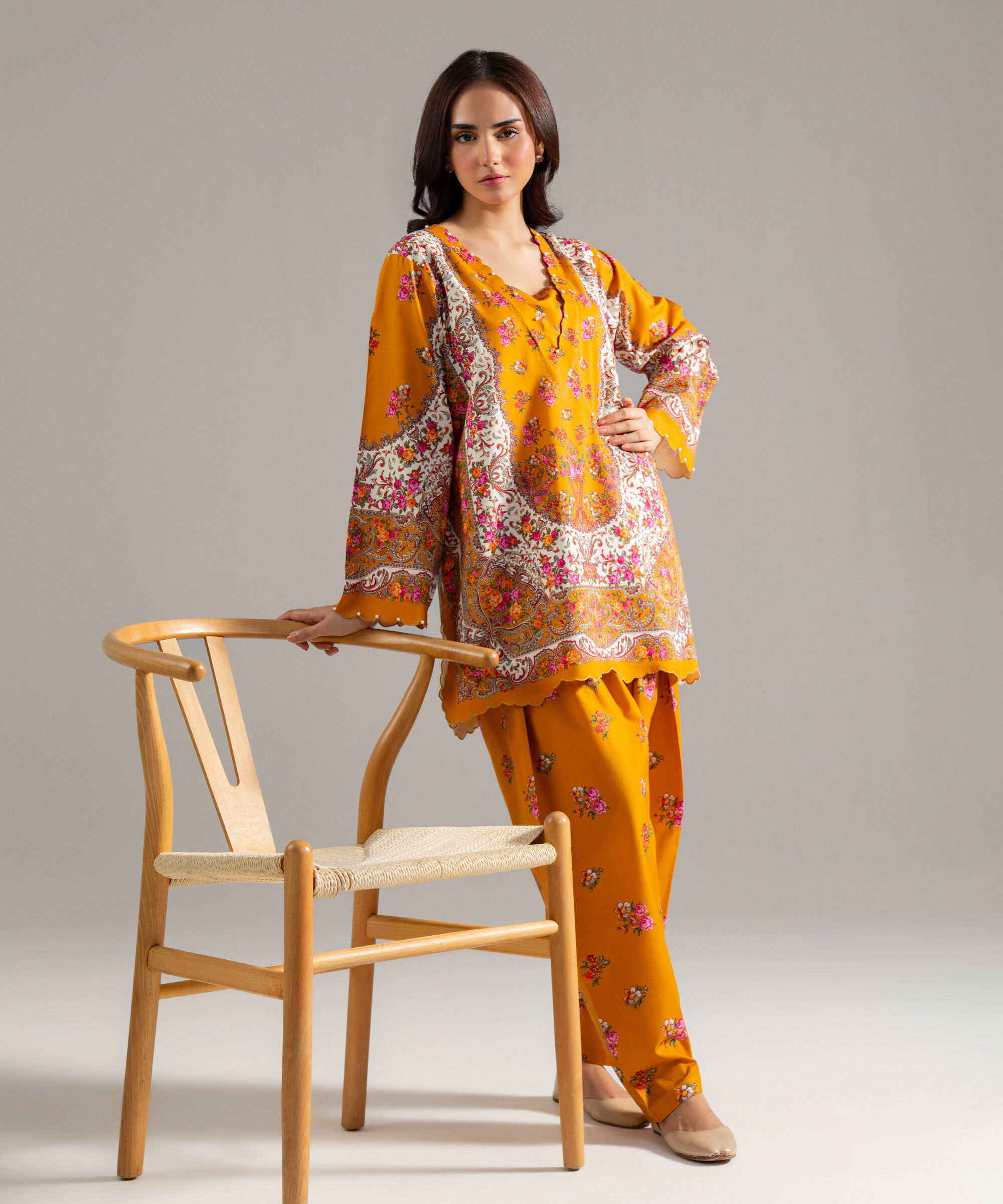 Retail Price: 4590/-PKR