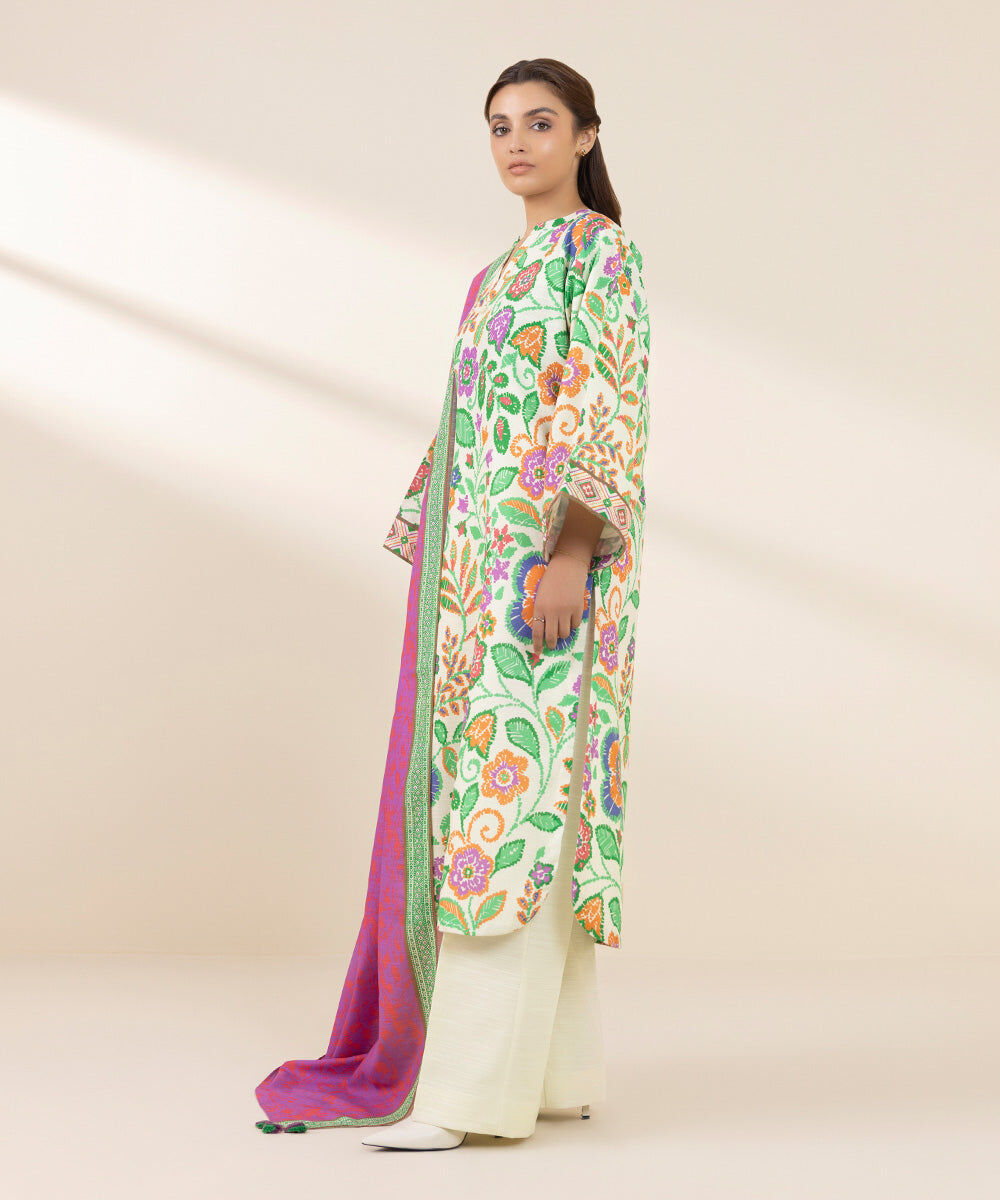 Women's Unstitched Khaddar Printed Multi 3 Piece Suit