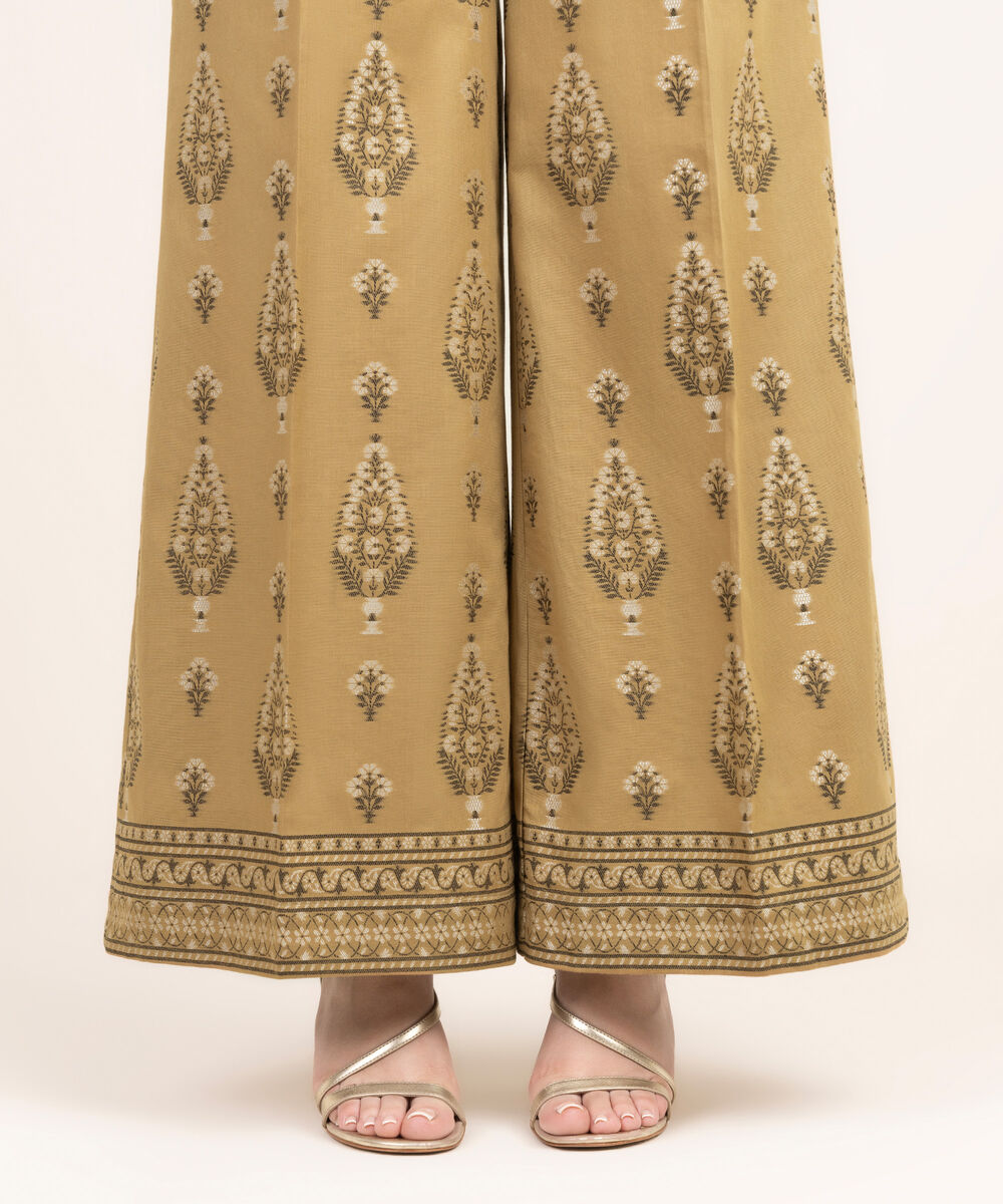 Women's RTW Extra Weft Jacquard Solid Brown Flared Pants