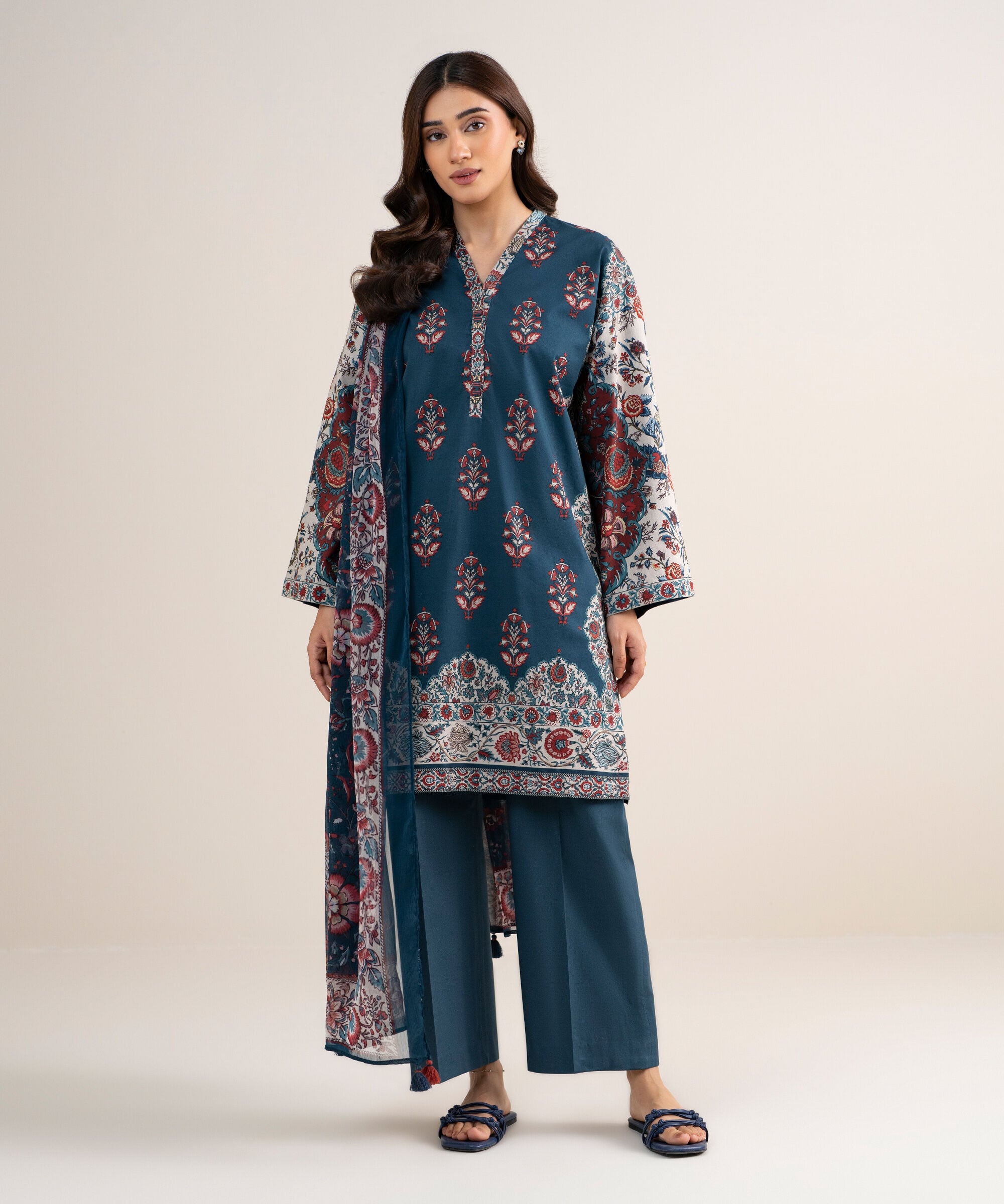 Unstitched 3 PC 0U2DDDS26V68
