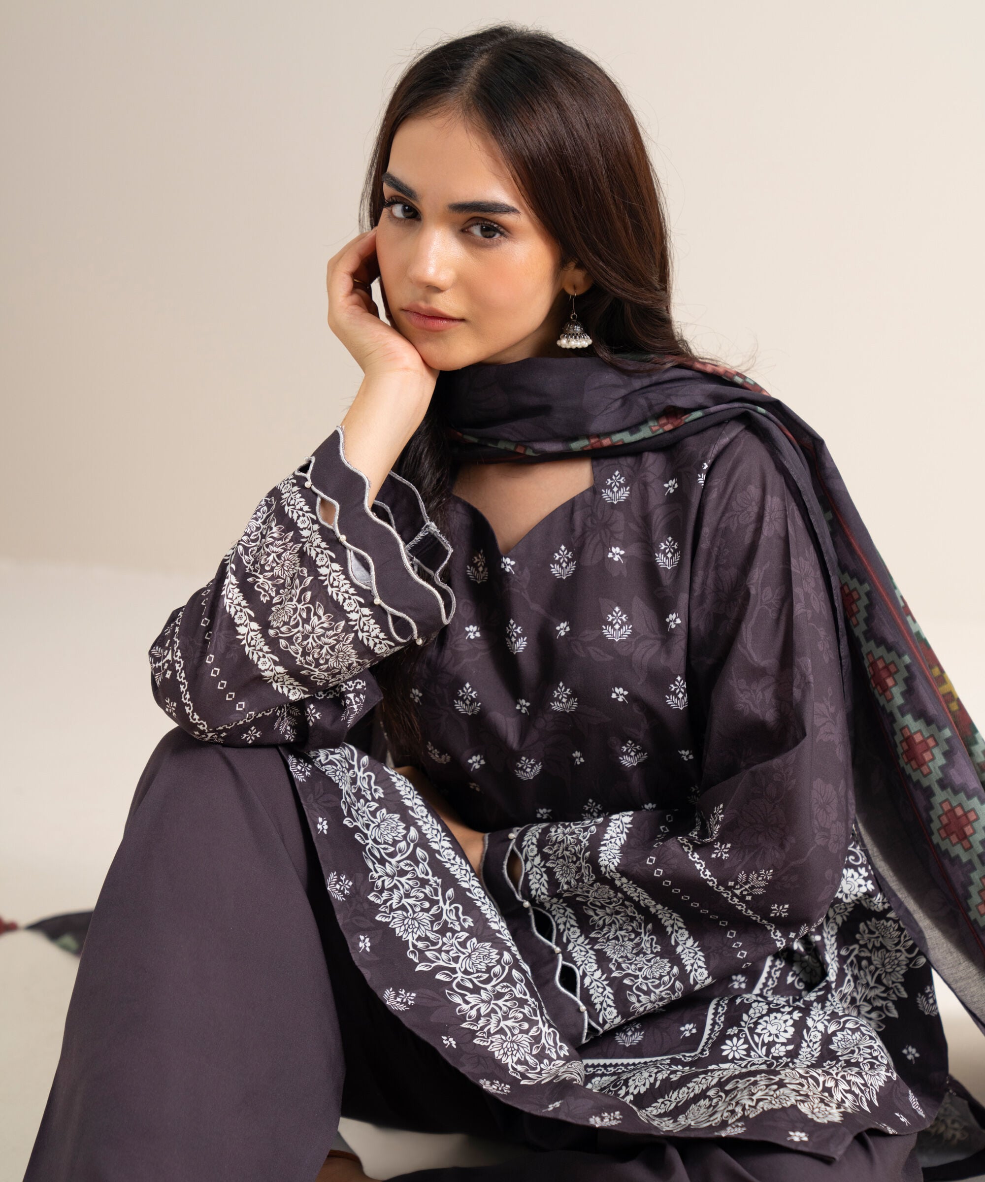 Unstitched 3 PC 0U3PDYS26V82