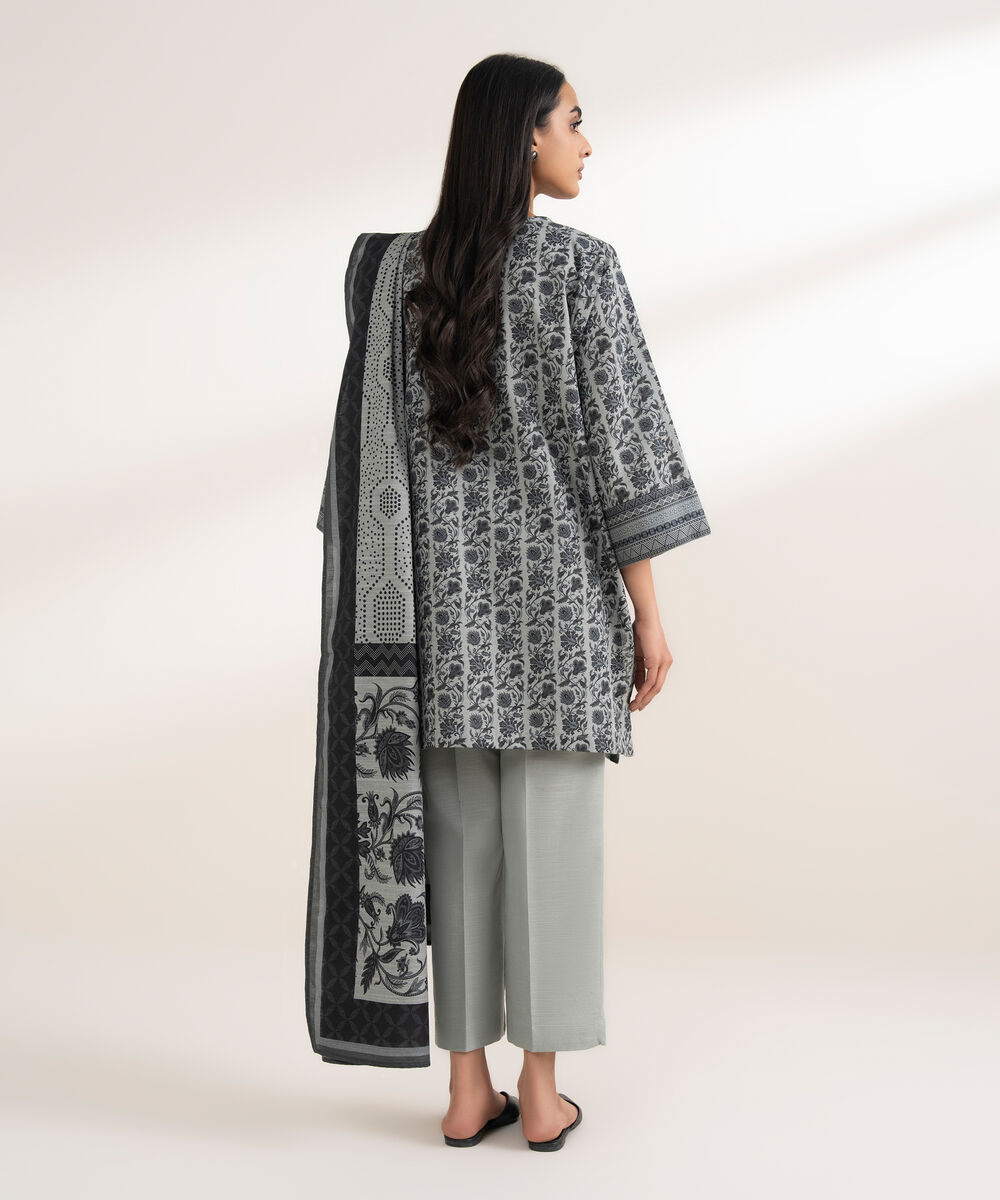 Women's RTW Khaddar Embroidered Grey 2 Piece Suit