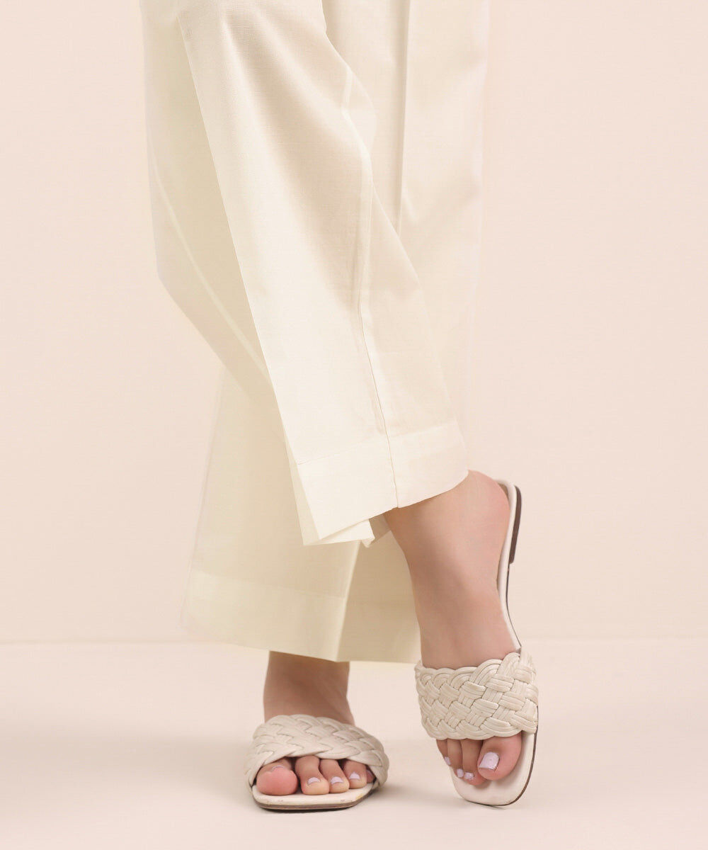 Woman - Off White Solid Cambric Culottes