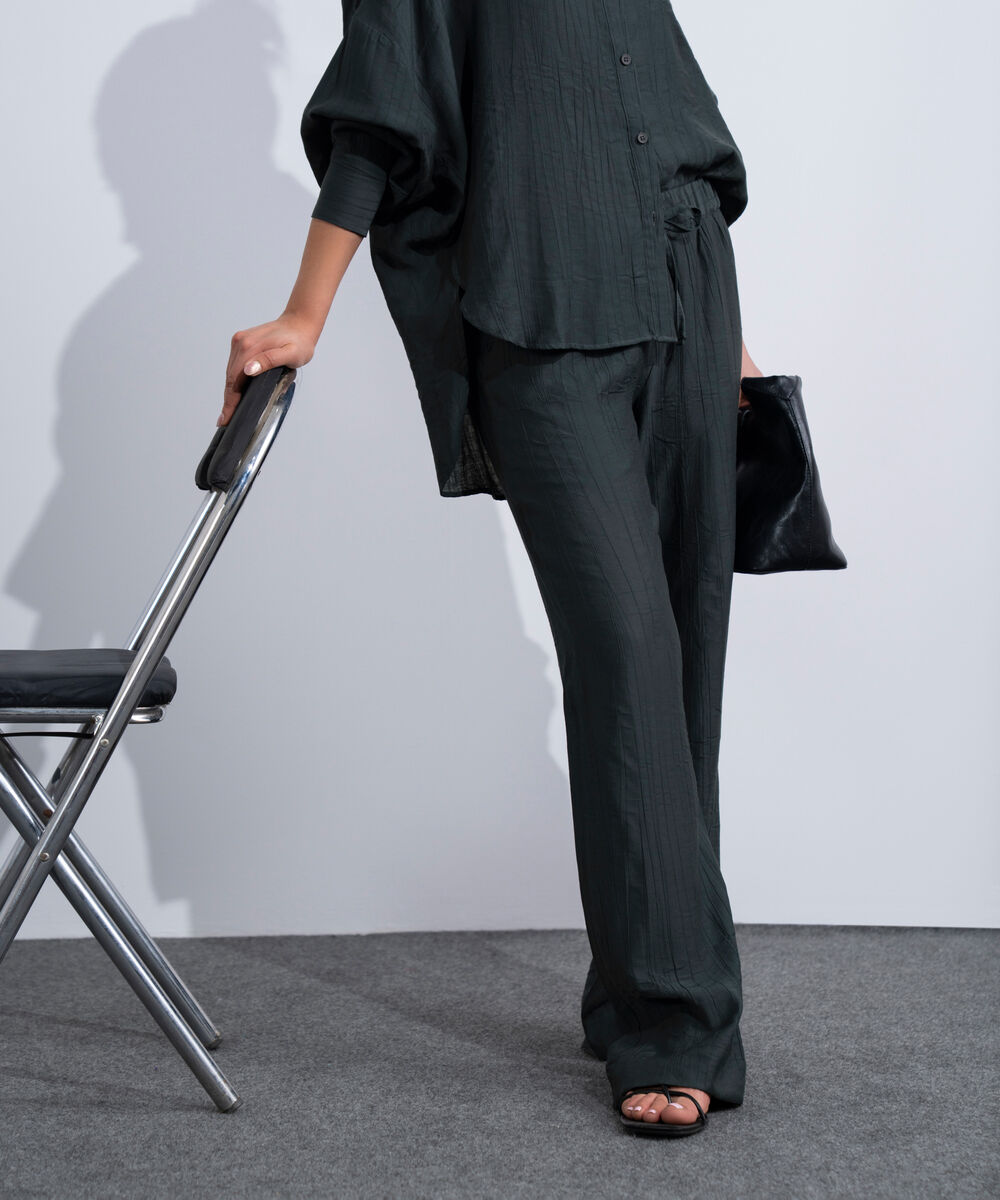 Women's Western Dark Grey Textured Pull-On Trousers