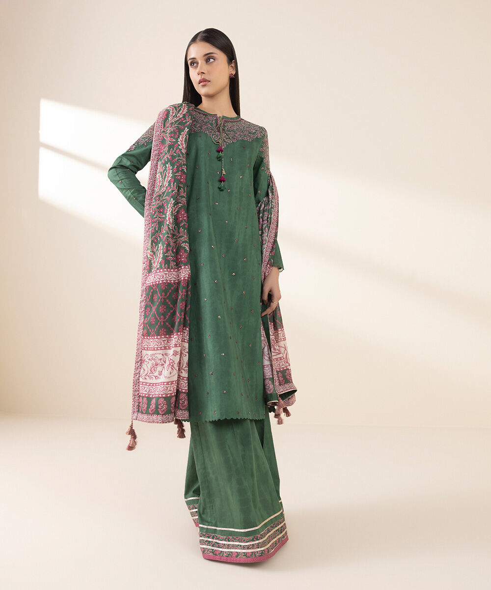 Women's Unstitched Embroidered Lawn Green 3 Piece Suit
