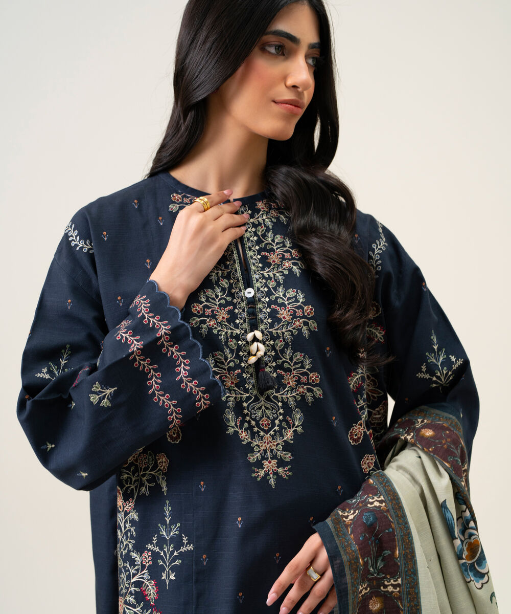 Womens Unstitched Light Khaddar Embroidered Navy Blue And Off White 3 Piece Suit