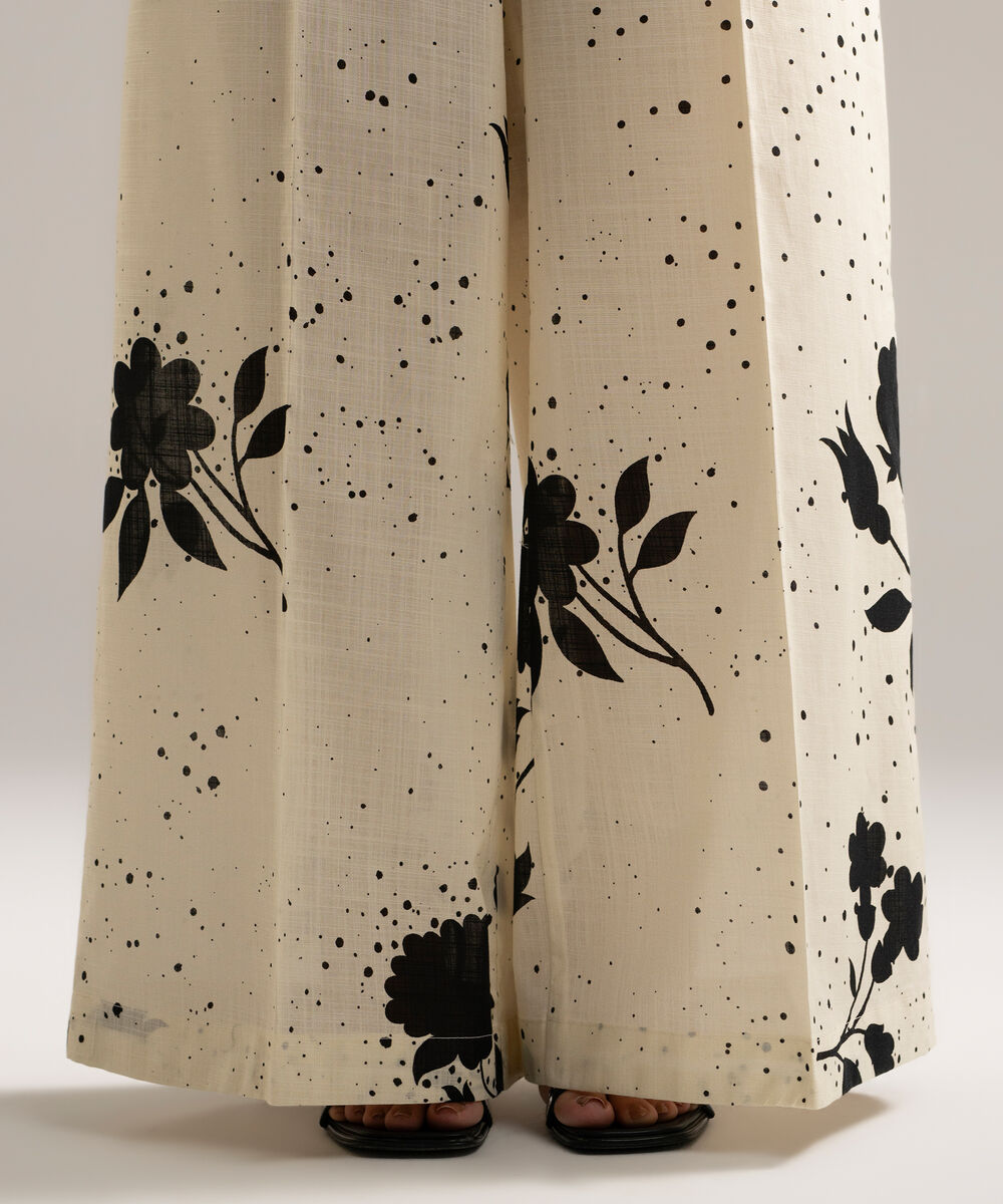 Women's RTW Cross Hatch Printed White Flared Pants