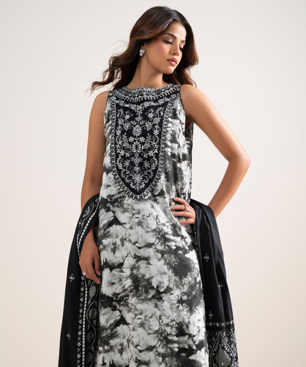 Women's Unstitched Printed Linen Gray 3 Piece Suit