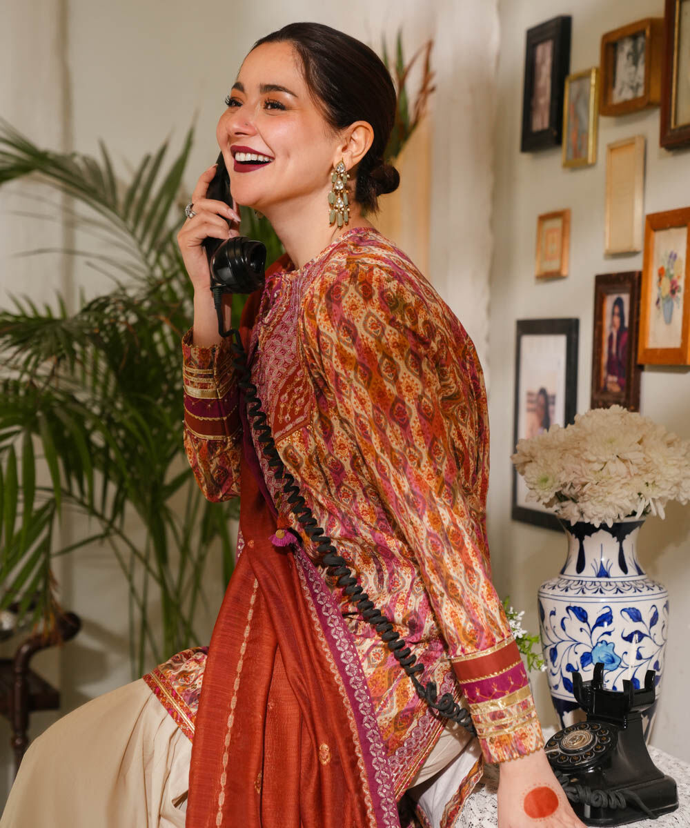 Woman - Red 3 Piece - Embroidered Lawn Suit