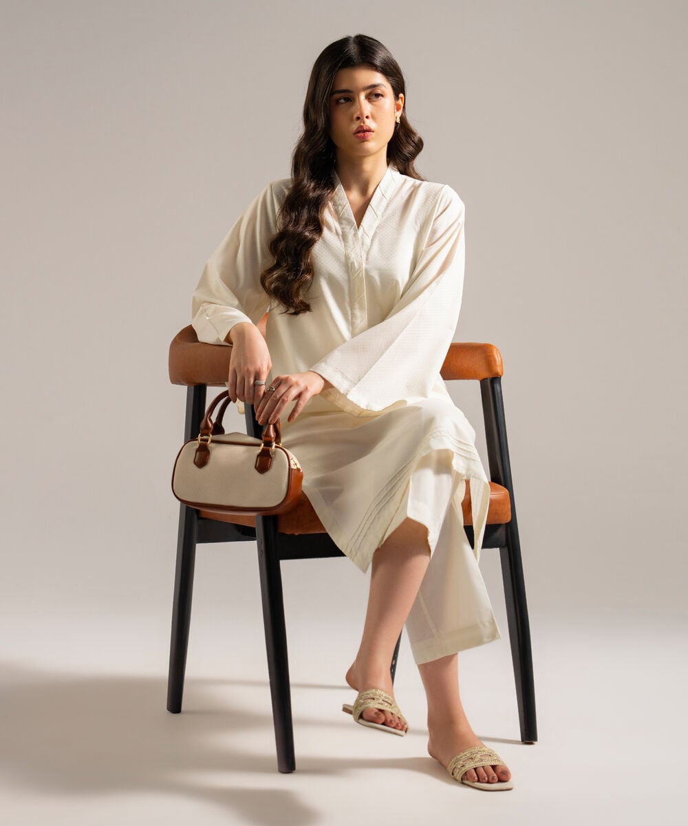 Women's RTW Dobby Solid White Straight Shirt