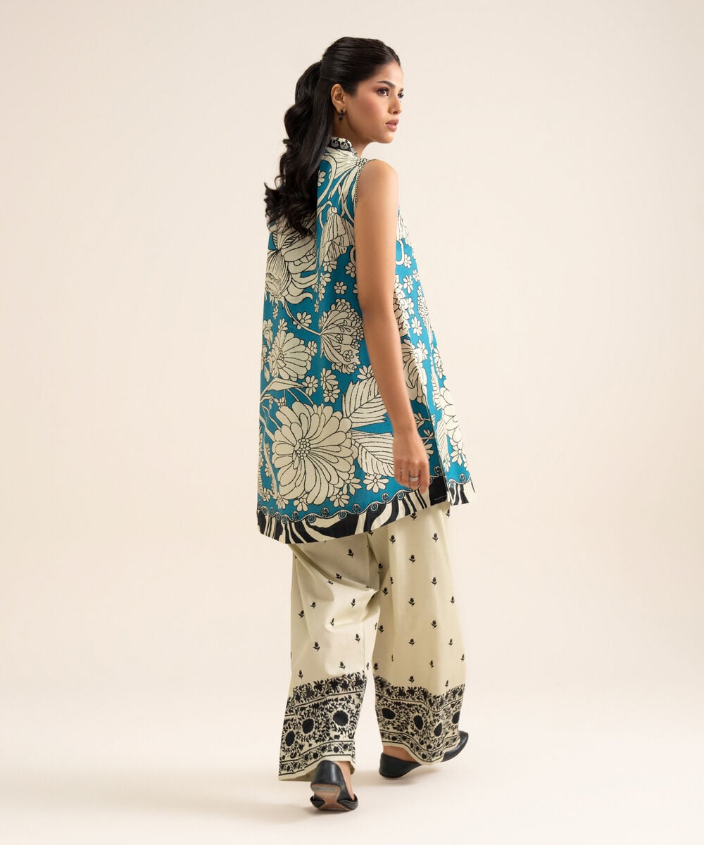 Women's Unstitched Premium Khaddar Printed Blue & White 1 Piece Suit