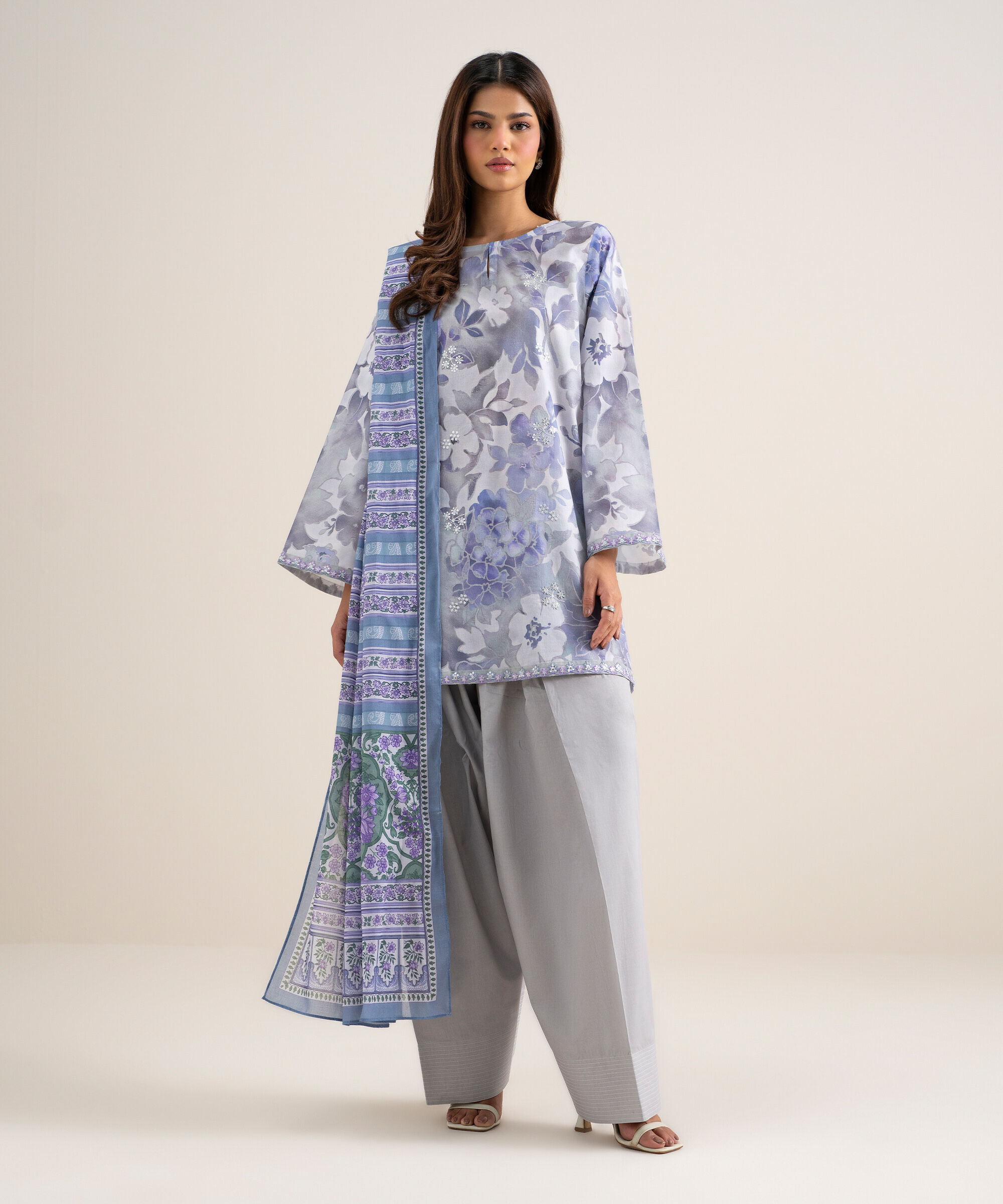 Unstitched 3 PC U3PDDS26V692