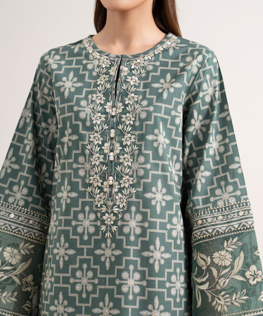 Women's Unstitched Lawn Embroidered Green 3 Piece Suit