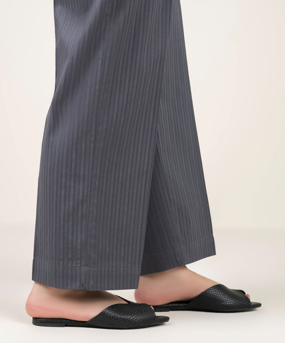 Women's RTW Dobby Solid Grey Straight Pants