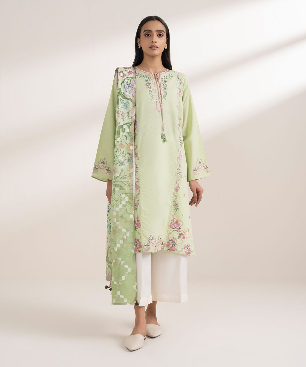 Women's RTW Khaddar Embroidered Green 2 Piece Suit