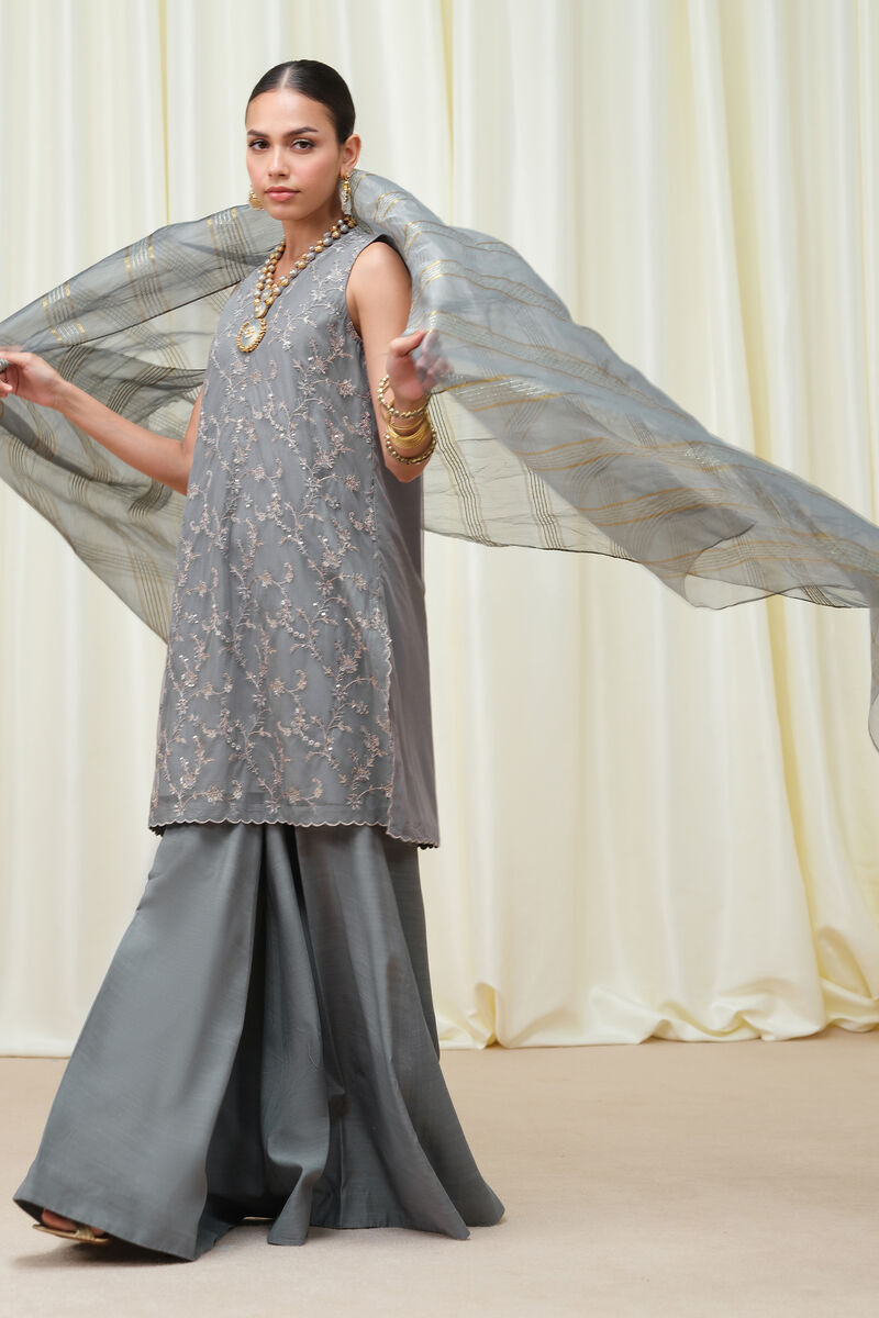 3 Piece - Embroidered Net Suit