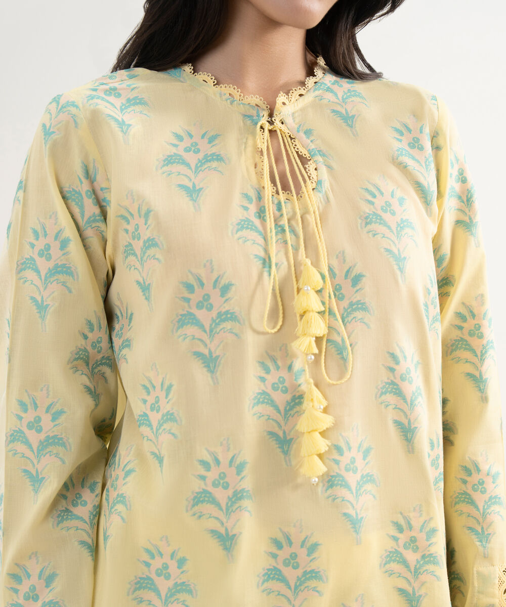 Women's RTW Extra Weft Jacquard Solid Pale Yellow 2 Piece Suit