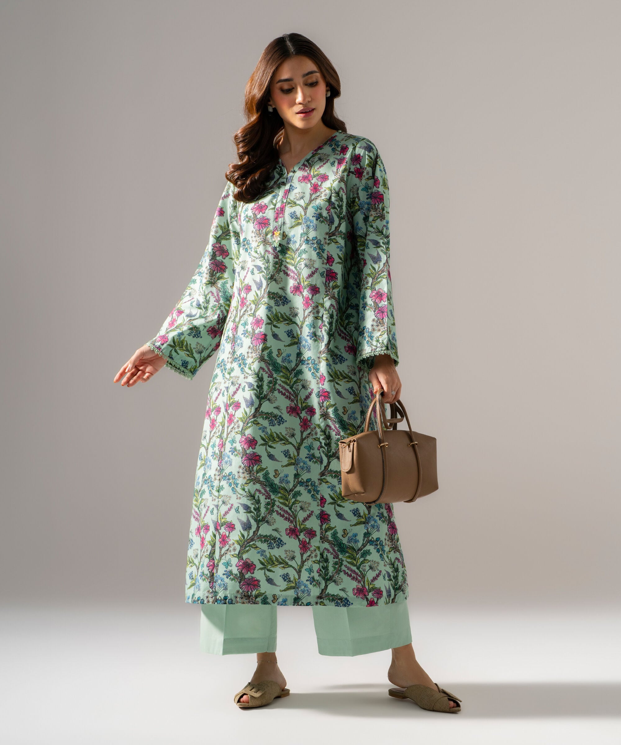 Retail Price: 3990/-PKR