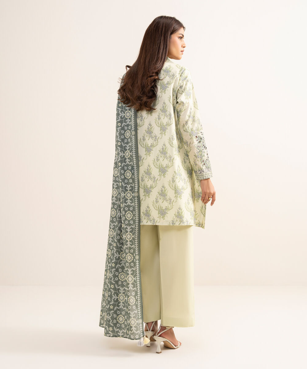 Women's Unstitched Lawn Embroidered Green 3 Piece Suit