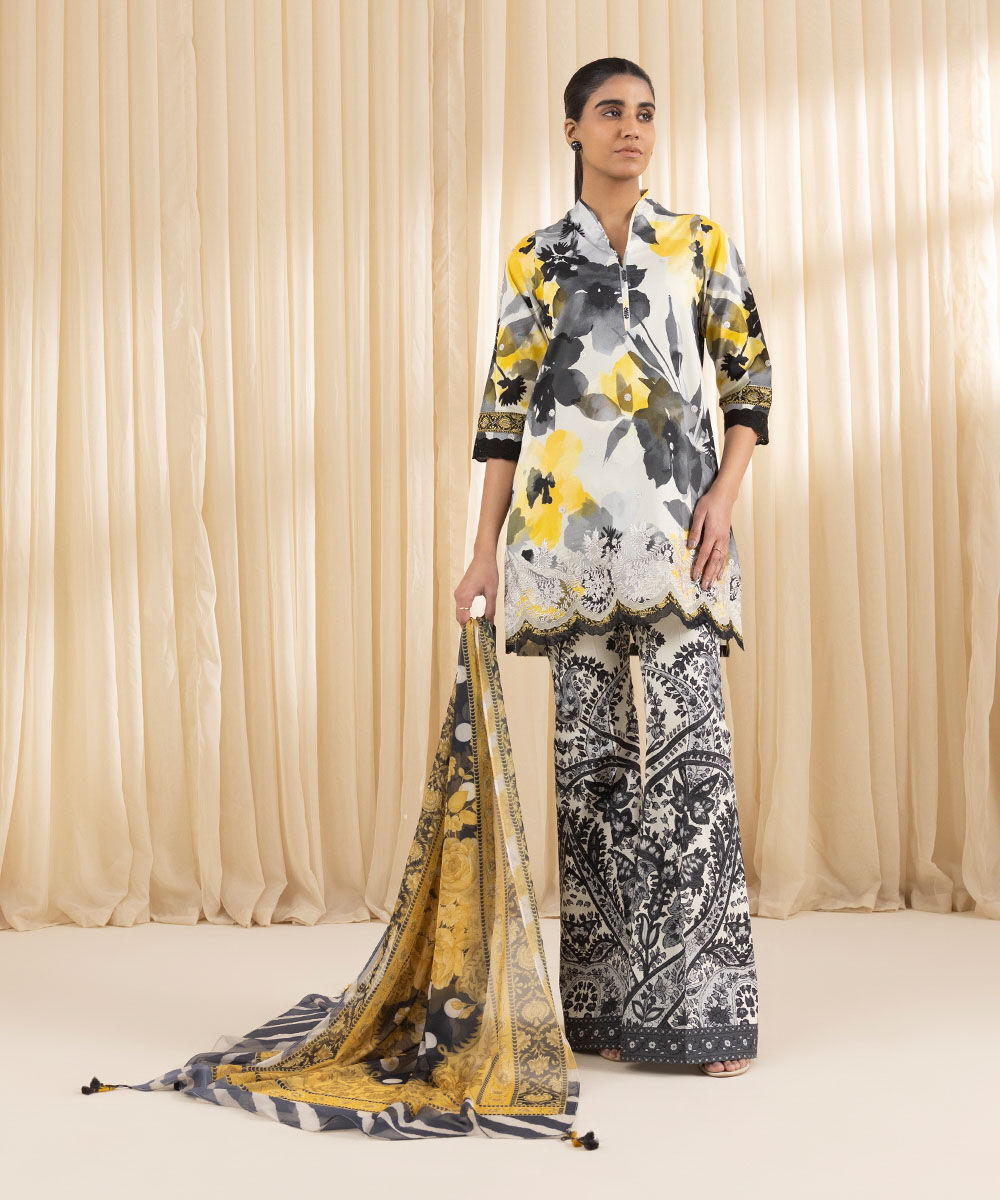 Unstitched Women's Embroidered Lawn Multi Three Piece Suit